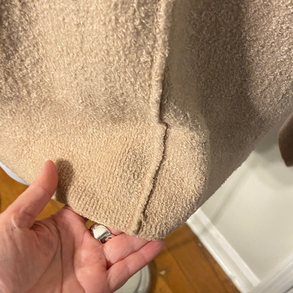 Barefoot Dreams Sweater - Picture 3 of 7